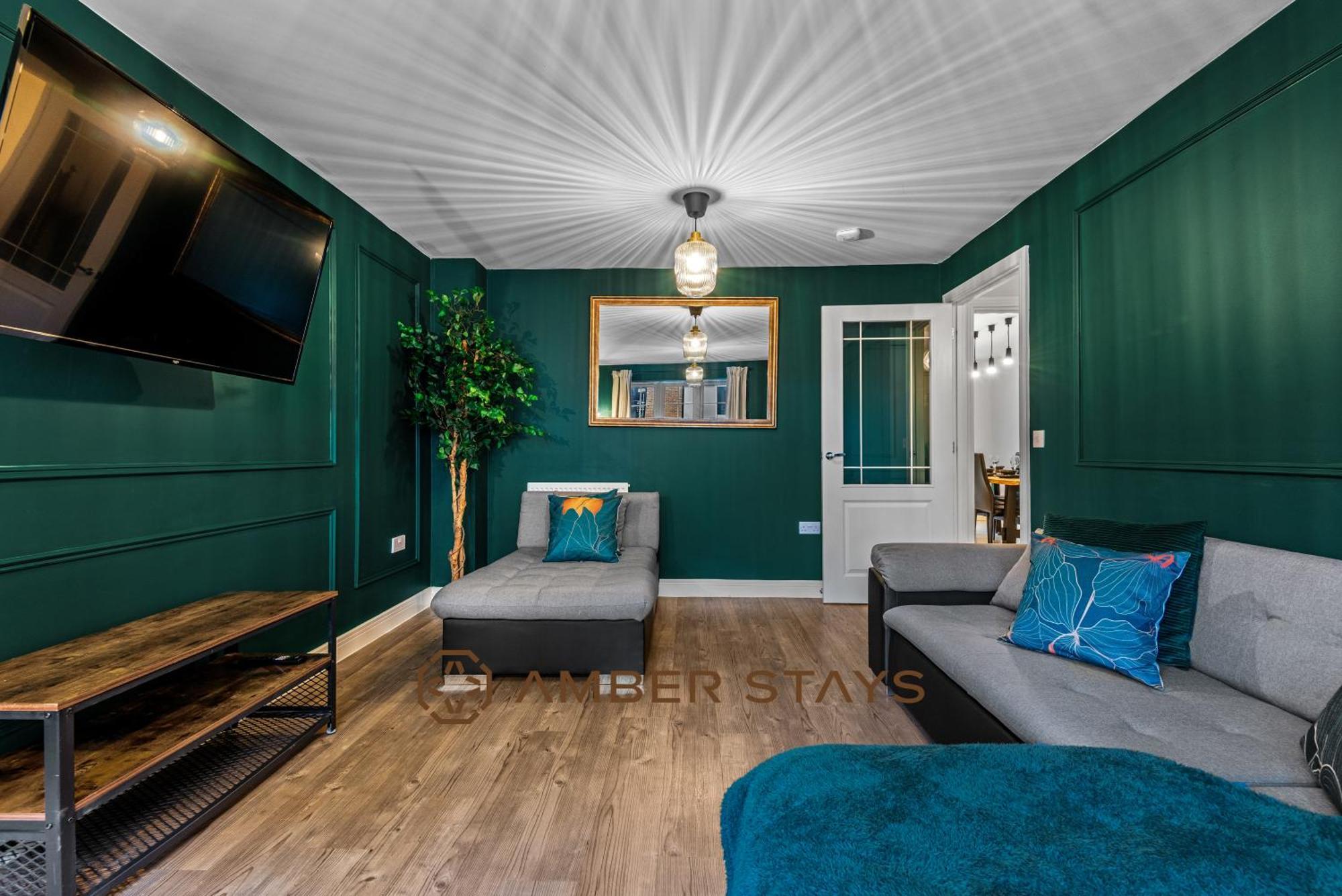 Spacious 5 Bed House In Reading By Amber Stays, Perfect For Business & Contractors, Sleeps 12! المظهر الخارجي الصورة